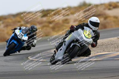 media/Feb-27-2022-CVMA (Sun) [[a3977b6969]]/Race 6 500 Supersport-350 Supersport (Holeshot)/